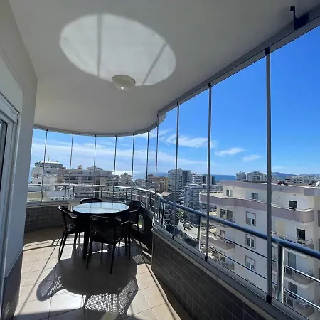 огромный видовой пентхаус у моря Apartment *